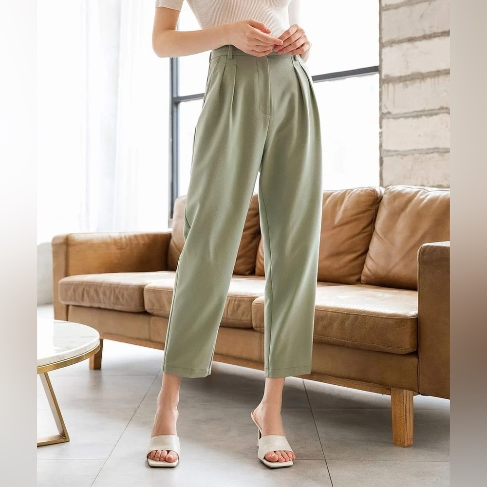 Women’s sage green pants / trousers